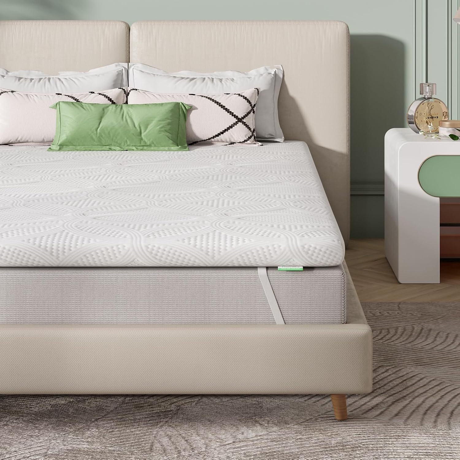Novilla Topper 160x190, Topper Matrimoniale in Memory Foam e Schiuma Traforata Comfort 7.5cm，Tessuto Traspirante e Delicato Sulla Pelle con Elastiche Antiscivolo, Sfoderabile e Lavabile Oeko-TEX(160x200 cm/5cm)